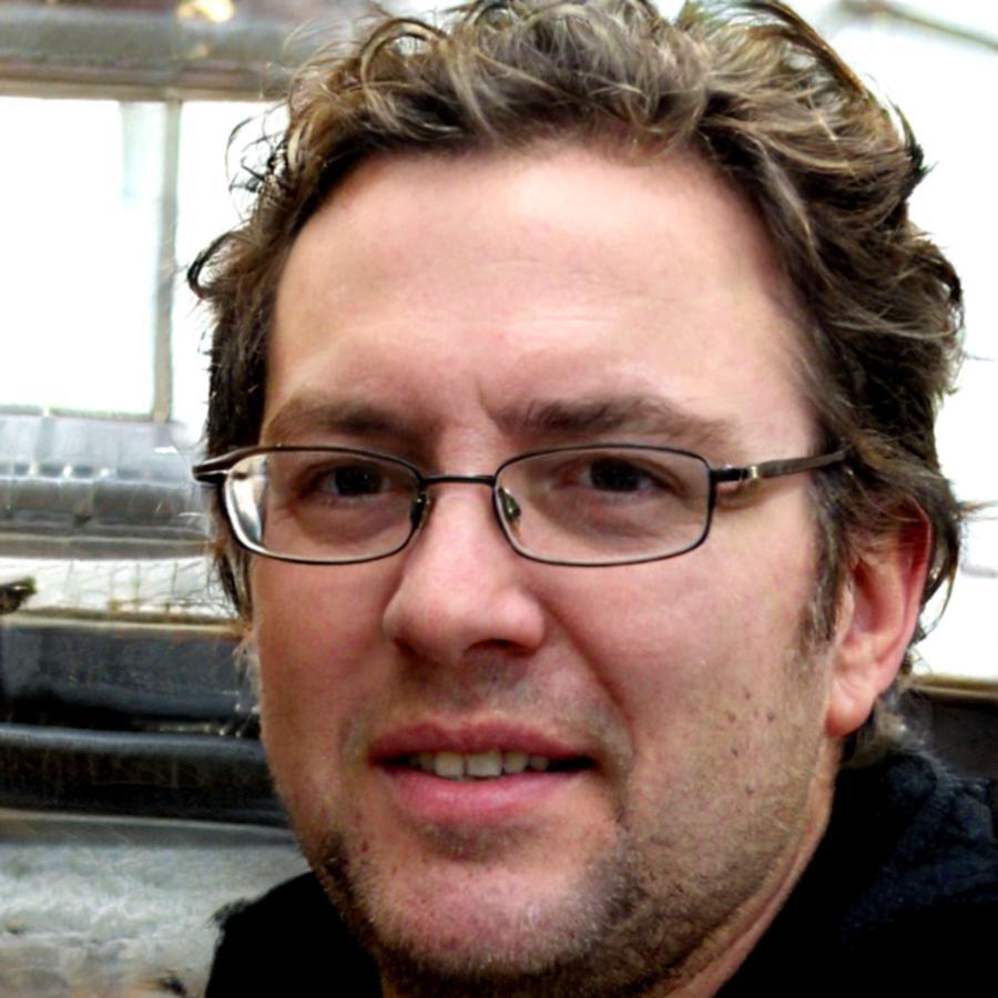 Portrait von Bastian Lindemann